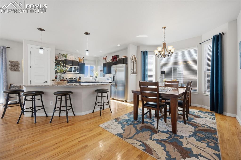 Image 8 of 49: Dining Area