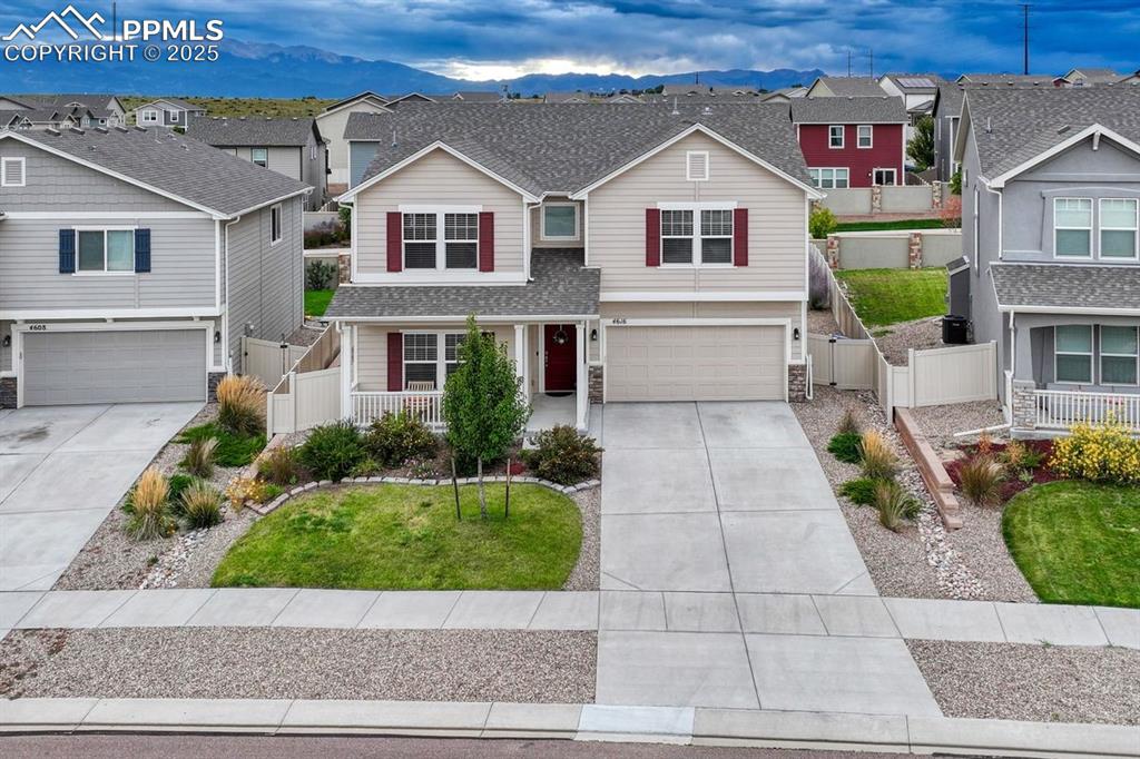 Image 33 of 40: This charming home sits in a highly desirable neighborhood in the up and co
