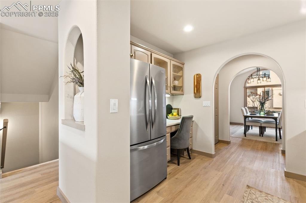 Image 9 of 44: Kitchen