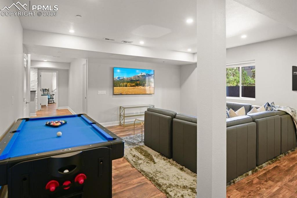 Image 42 of 50: Game Room