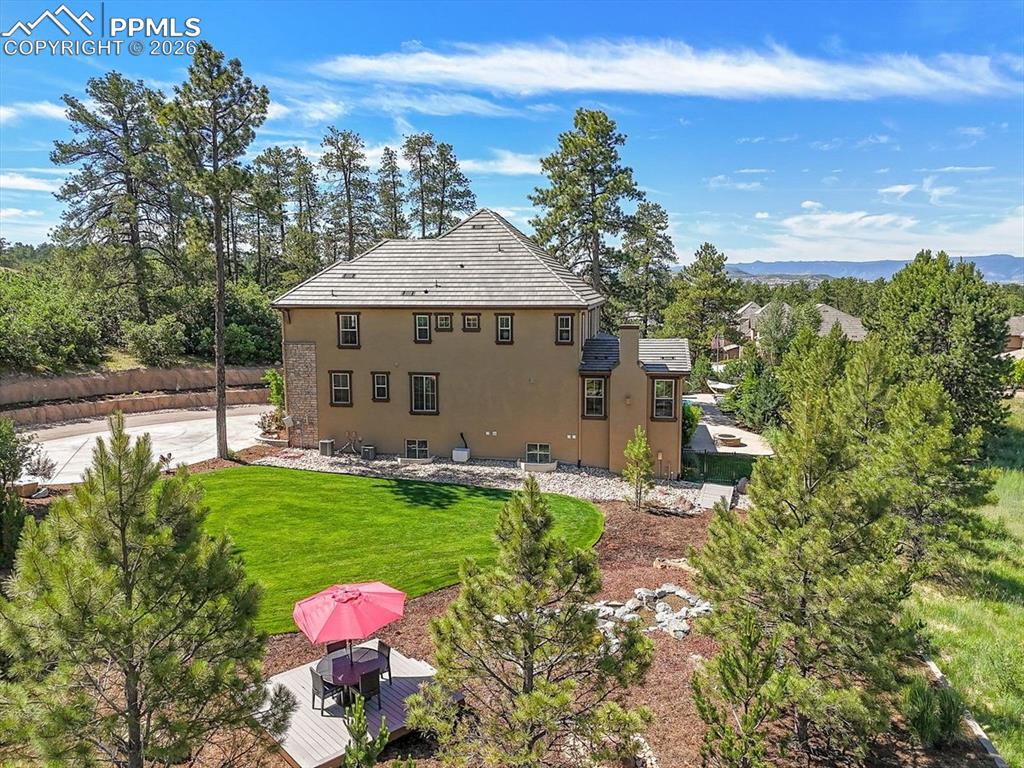 Image 49 of 50: Back of Structure