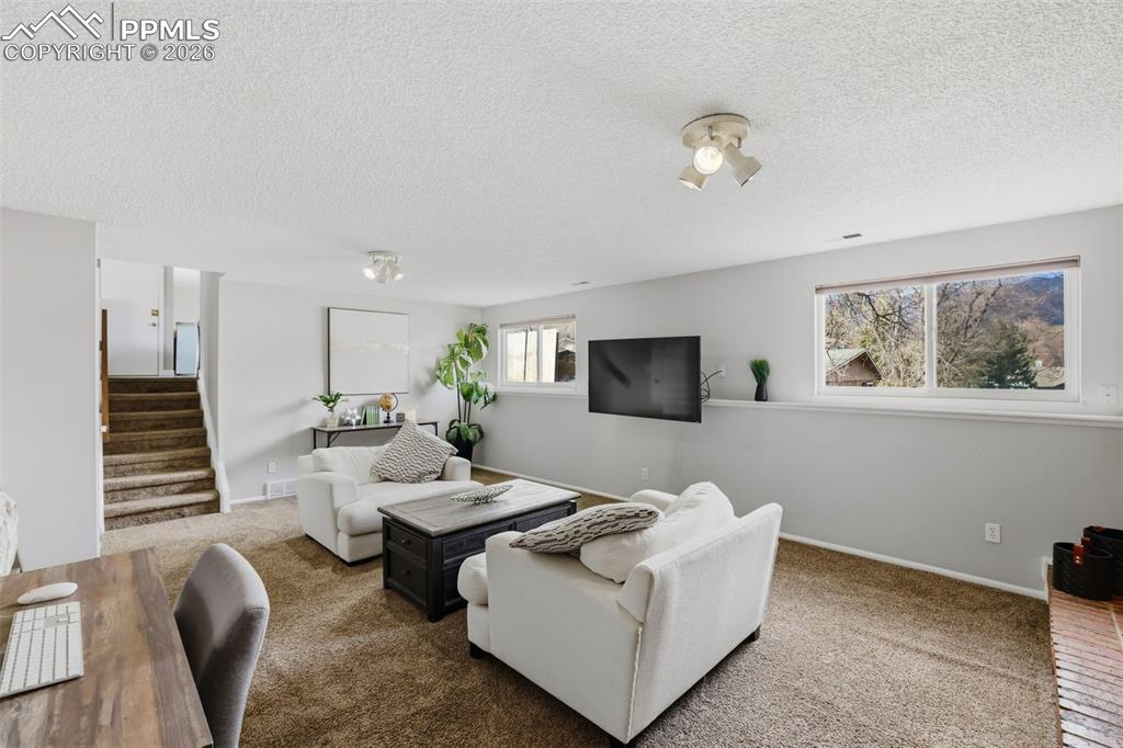 Image 24 of 45: Living Room