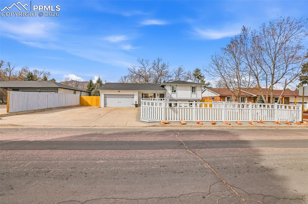 Image 4 of 45: Front of Structure