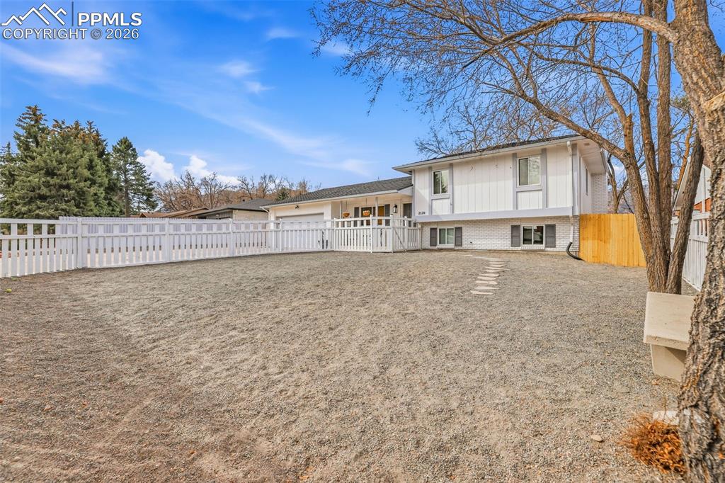 Image 41 of 45: Back of Structure