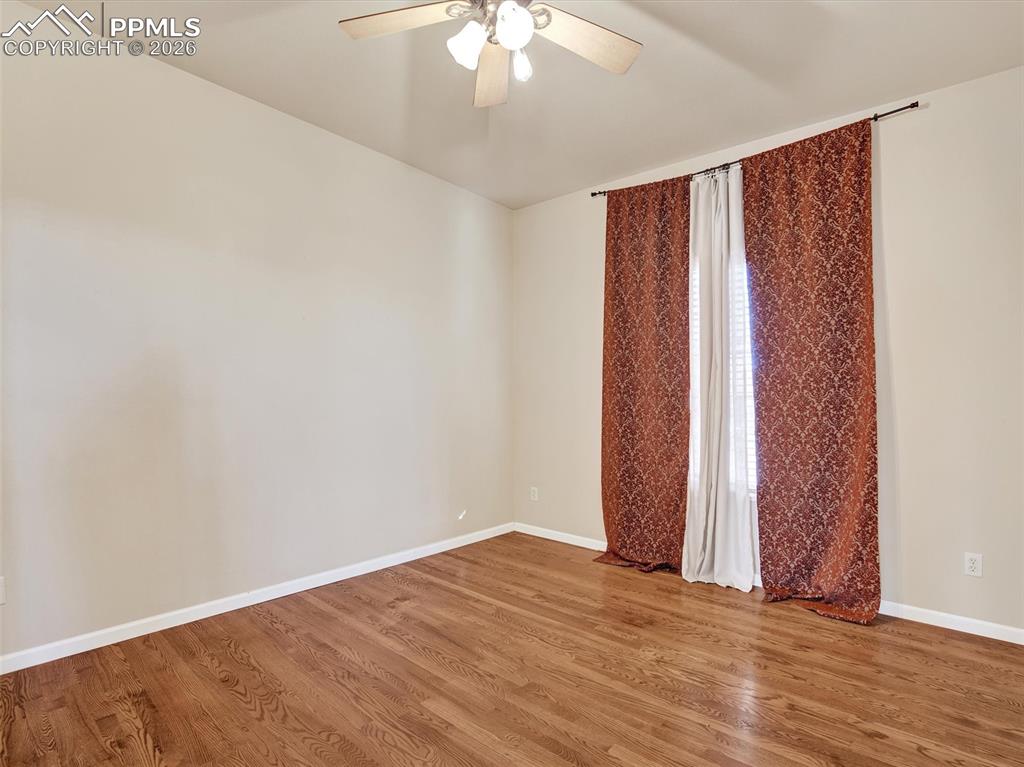 Image 14 of 49: Bedroom #3