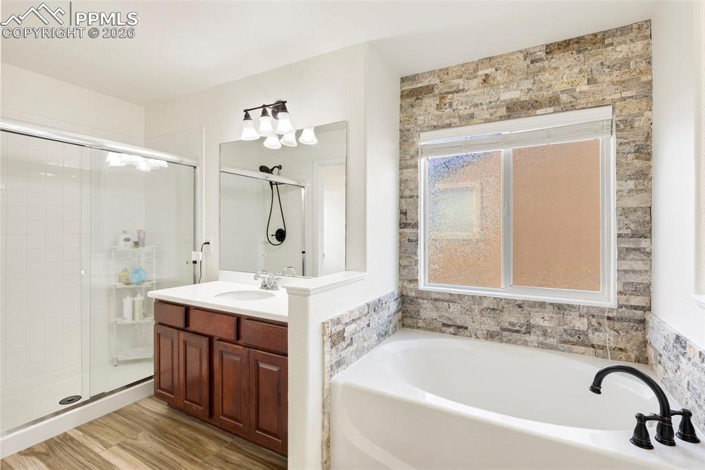 Image 14 of 31: Primary bathroom