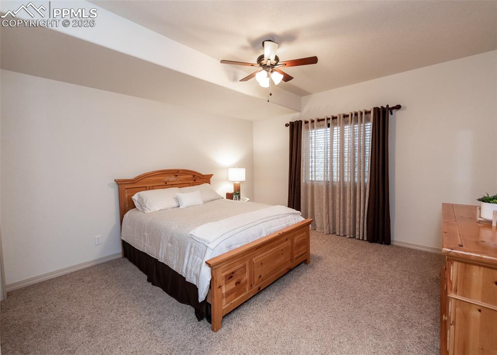 Image 30 of 40: Bedroom #5