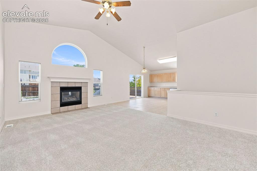 Image 2 of 22: Living Room