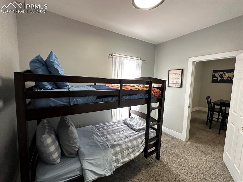 Image 13 of 16: Bedroom
