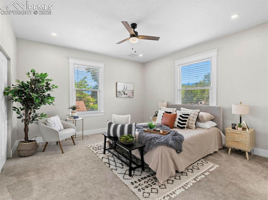 Image 4 of 49: Bedroom