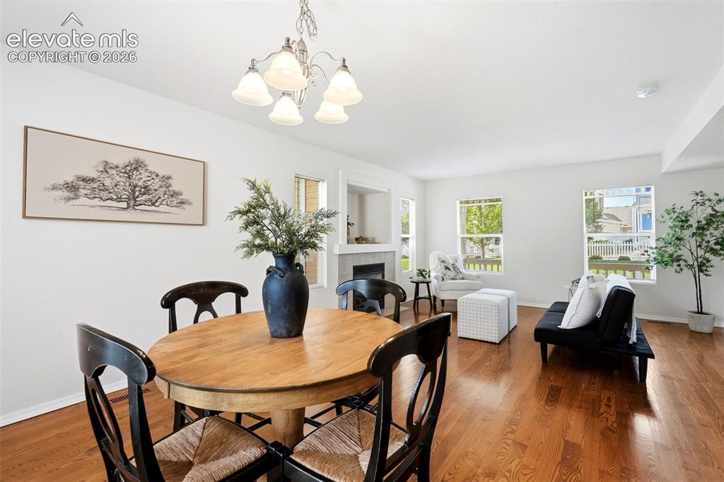 Image 10 of 48: Dining Area