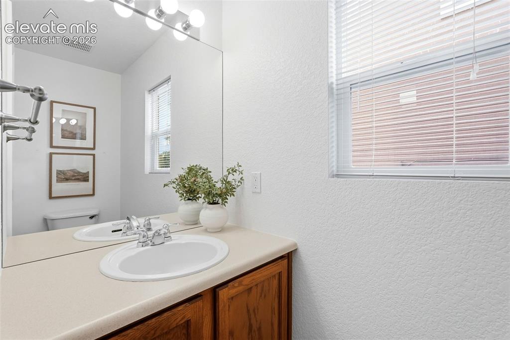 Image 19 of 48: Powder Bath Main