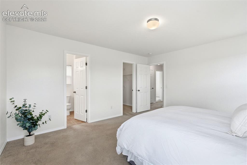 Image 22 of 48: Master Bedroom