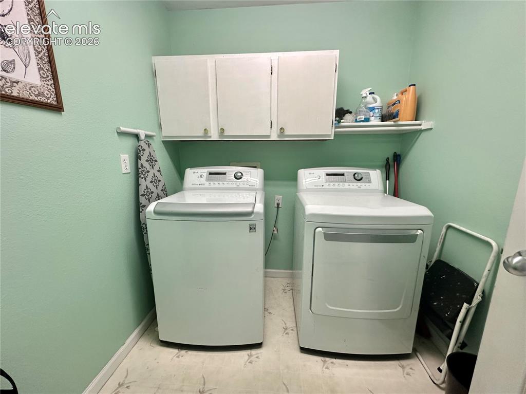 Image 15 of 29: Laundry