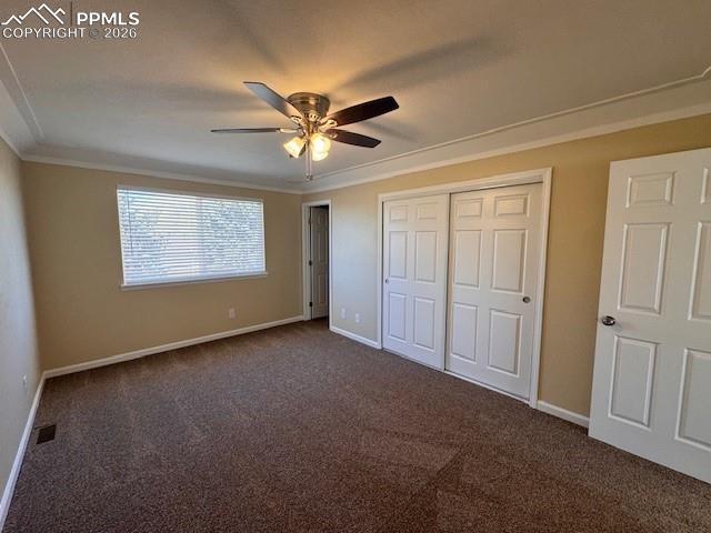 Image 14 of 28: Bedroom