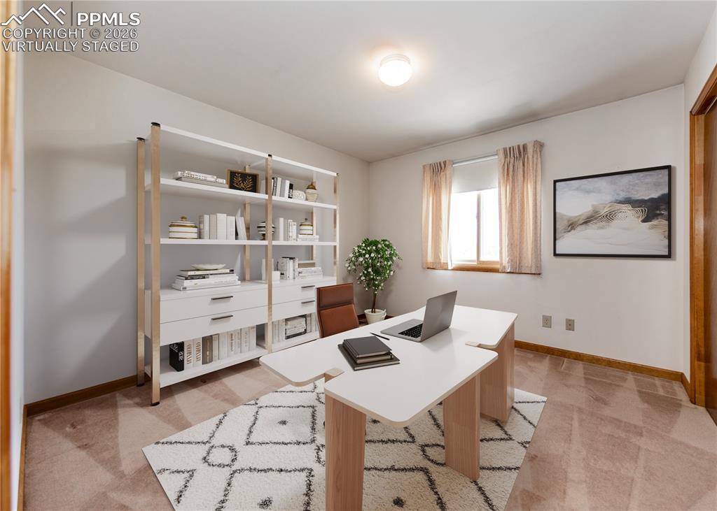 Image 19 of 50: Virtually Staged