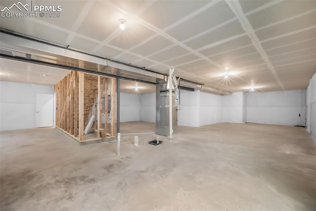 Image 40 of 50: Basement