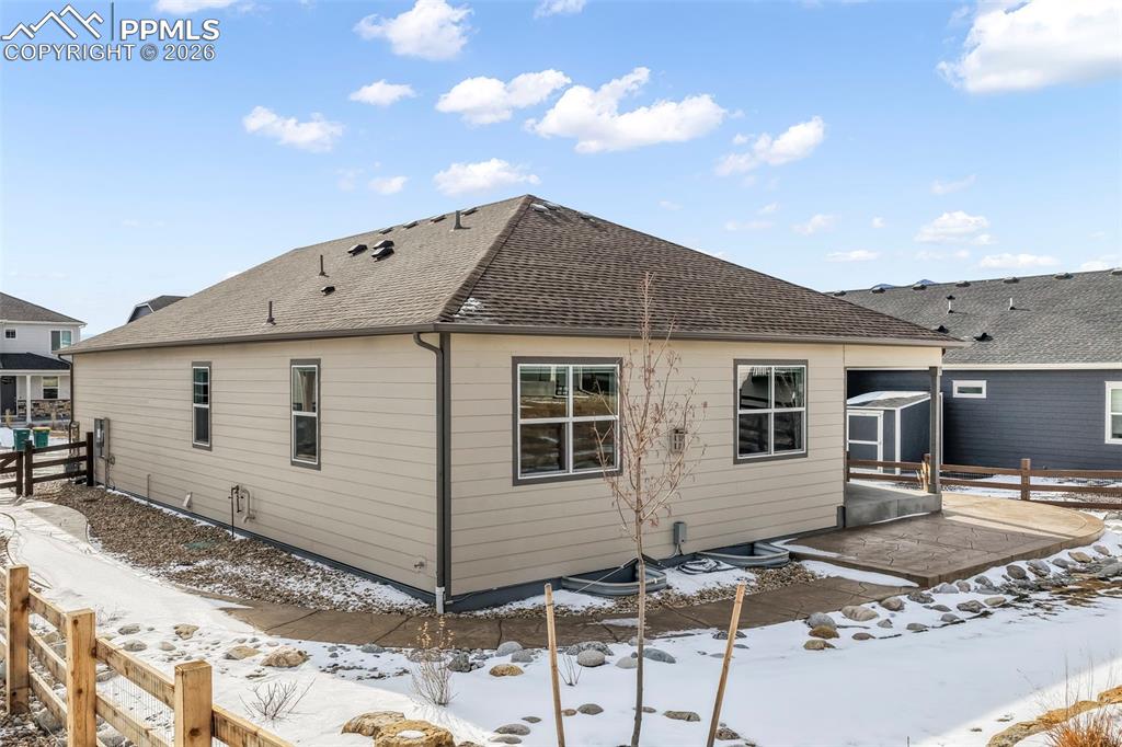 Image 44 of 50: Back of Structure