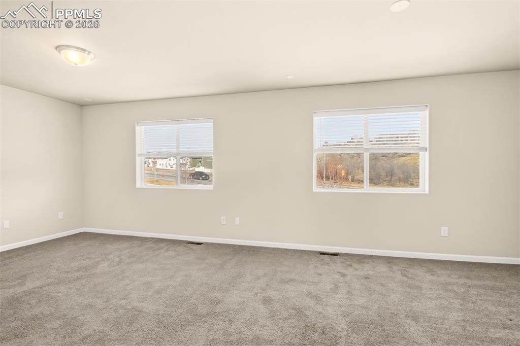 Image 12 of 22: Master Bedroom