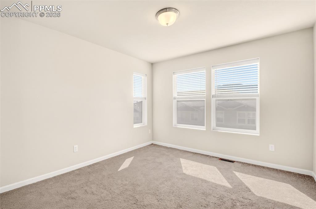 Image 15 of 22: Bedroom