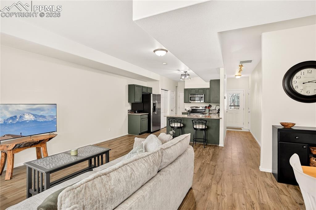 Image 11 of 32: Living Room