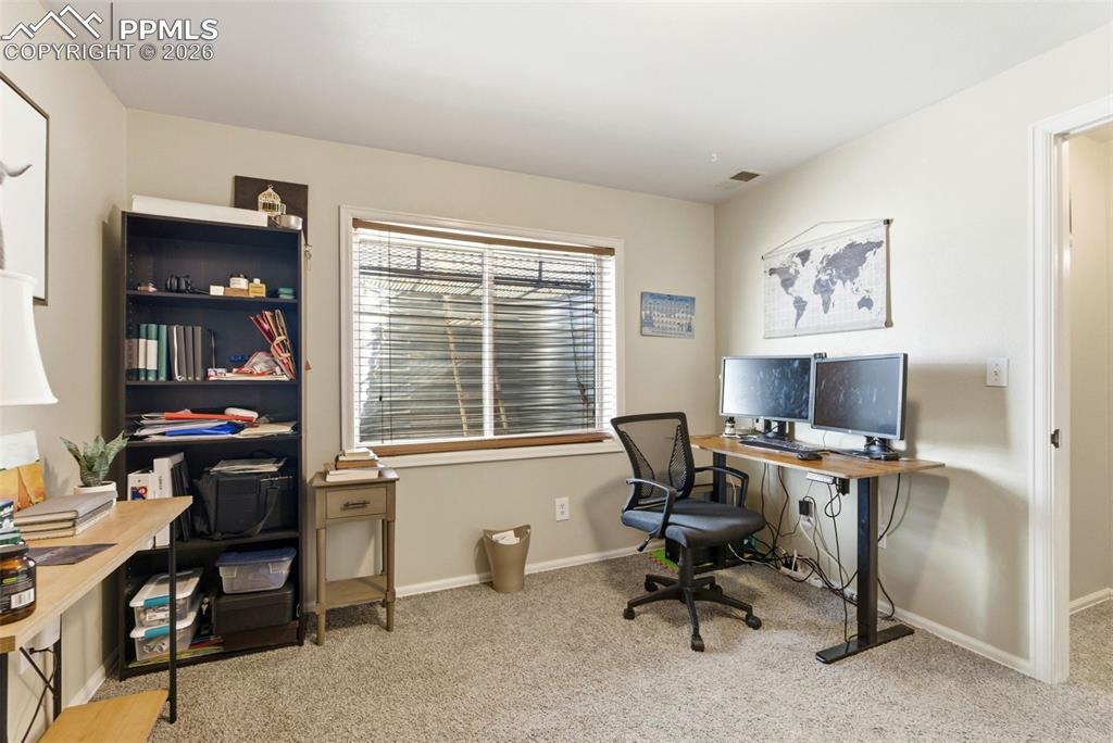 Image 42 of 50: Bedroom