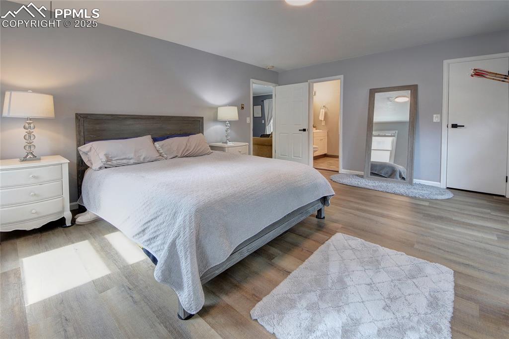 Image 16 of 45: Bedroom