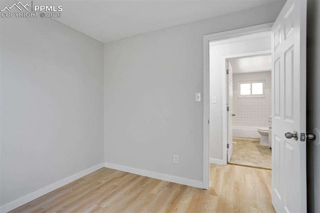 Image 24 of 49: Bedroom