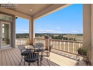 Image 10 of 33: Deck