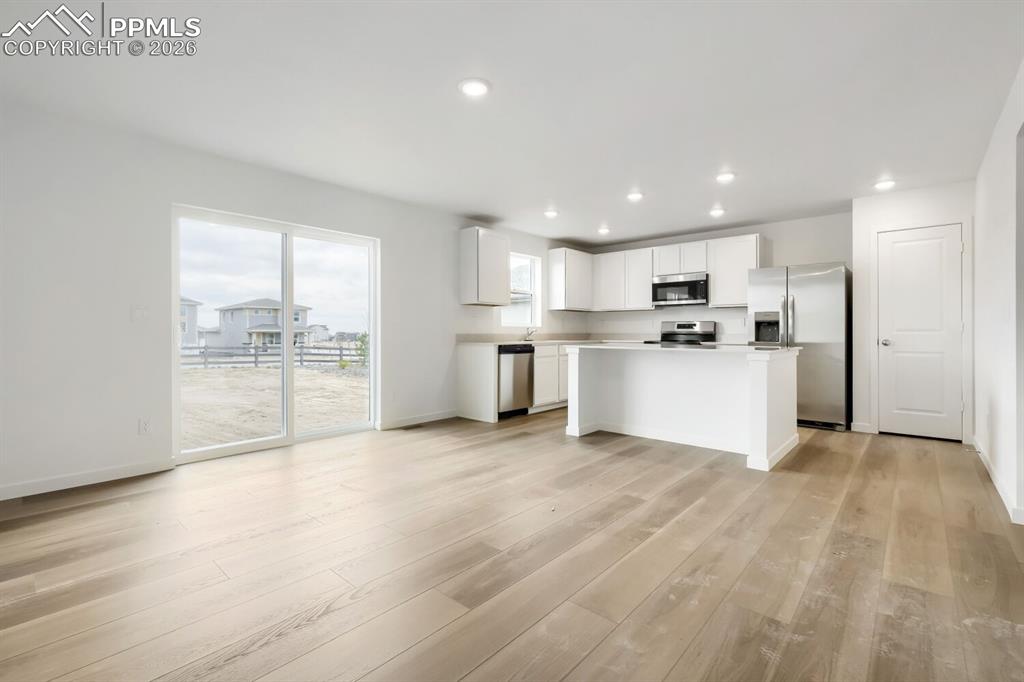 Image 6 of 13: Kitchen