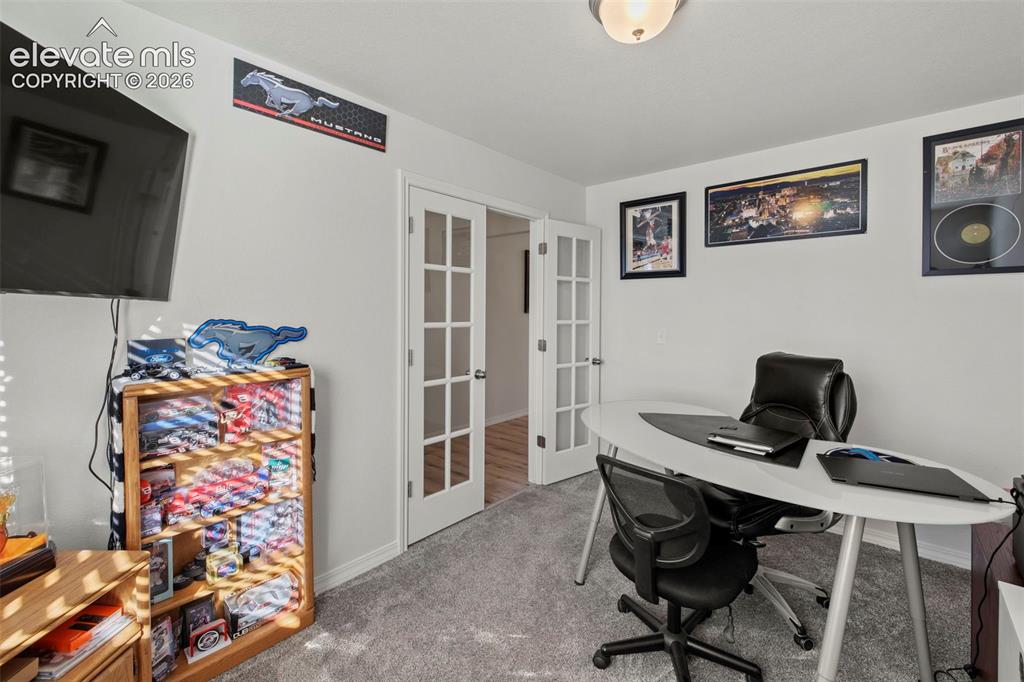Image 7 of 34: Office