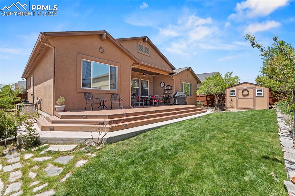 Image 39 of 42: Back of Structure