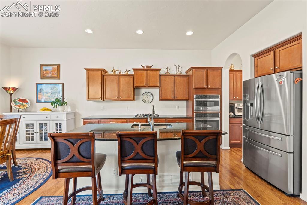 Image 8 of 42: Kitchen