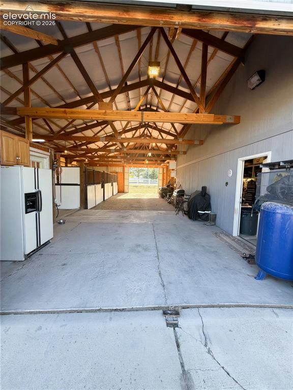 Image 6 of 30: Stable