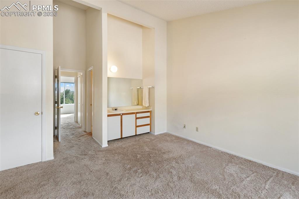 Image 18 of 32: Dining room and back porch