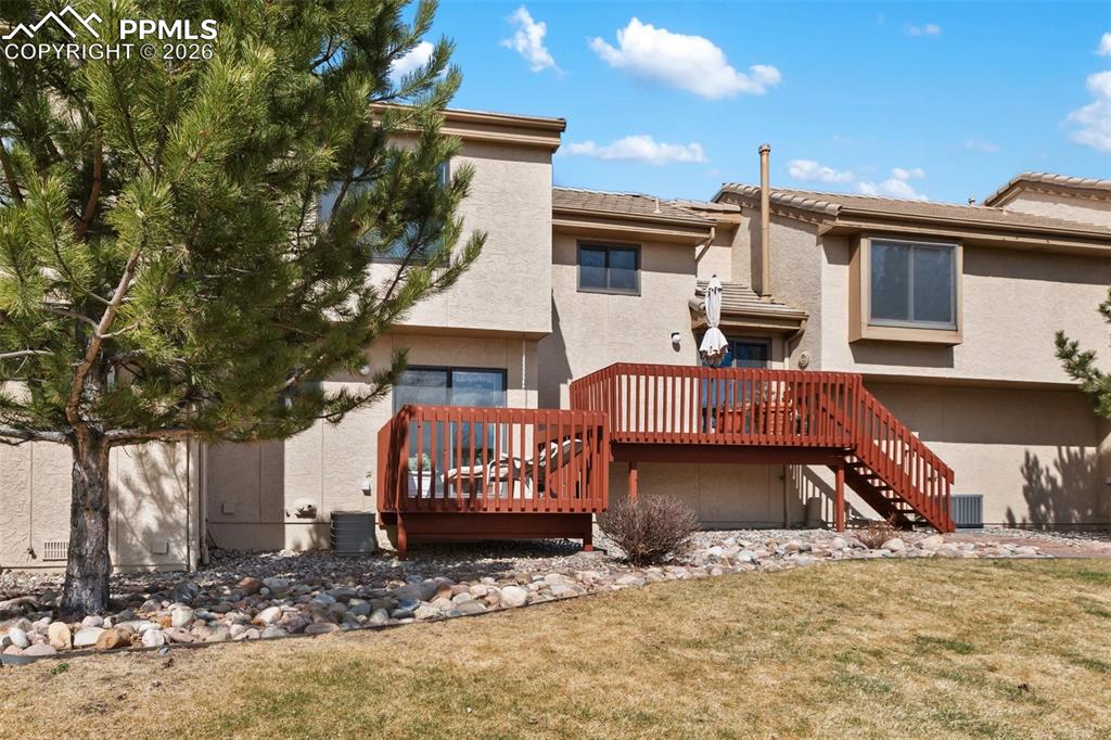 Image 29 of 32: Primary Bedroom