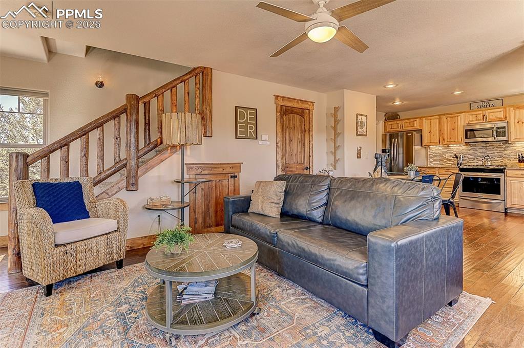 Image 17 of 28: Living Room