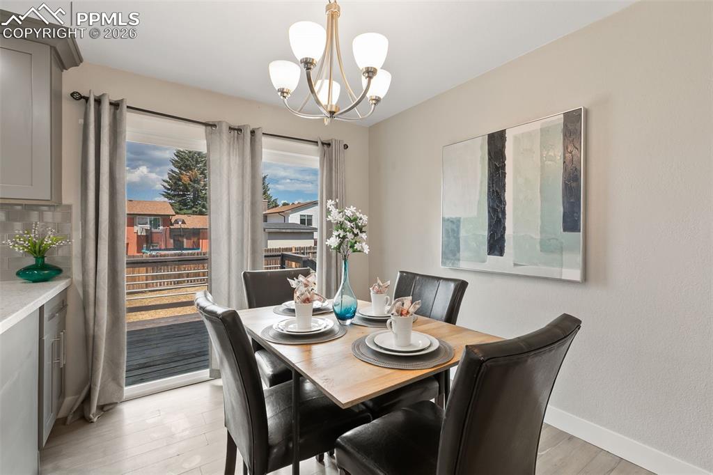 Image 10 of 39: Dining Area