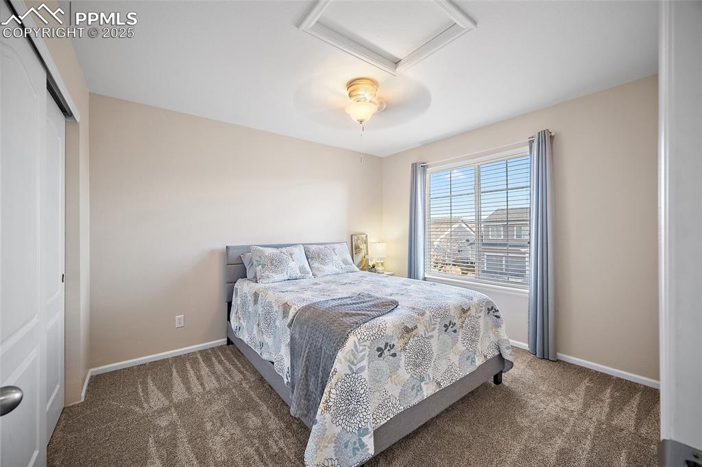 Image 24 of 50: Bedroom