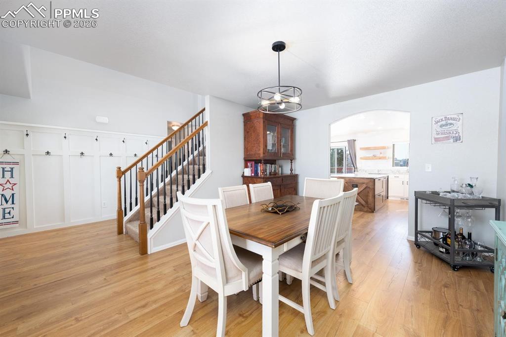 Image 10 of 43: Dining Area