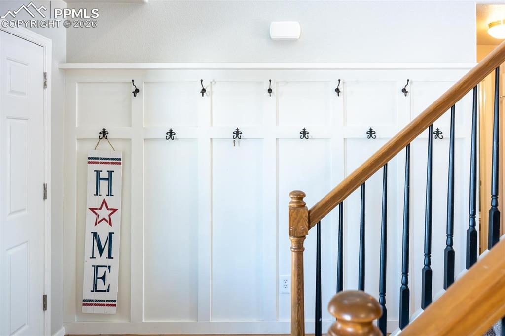 Image 13 of 43: Entry