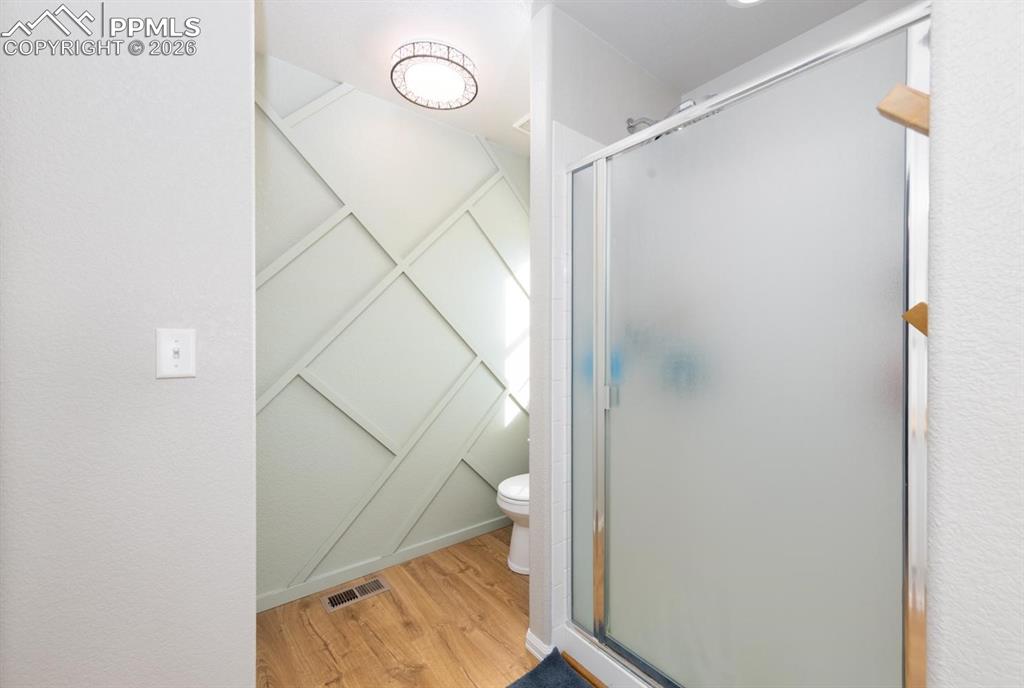 Image 18 of 43: Master Bathroom