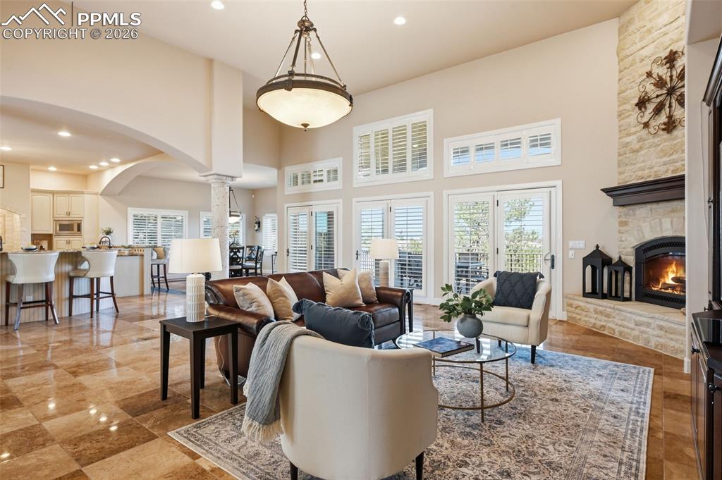 Image 9 of 50: Living Room