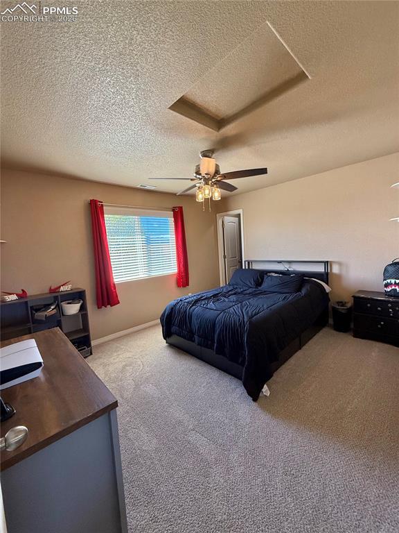 Image 13 of 30: Bedroom