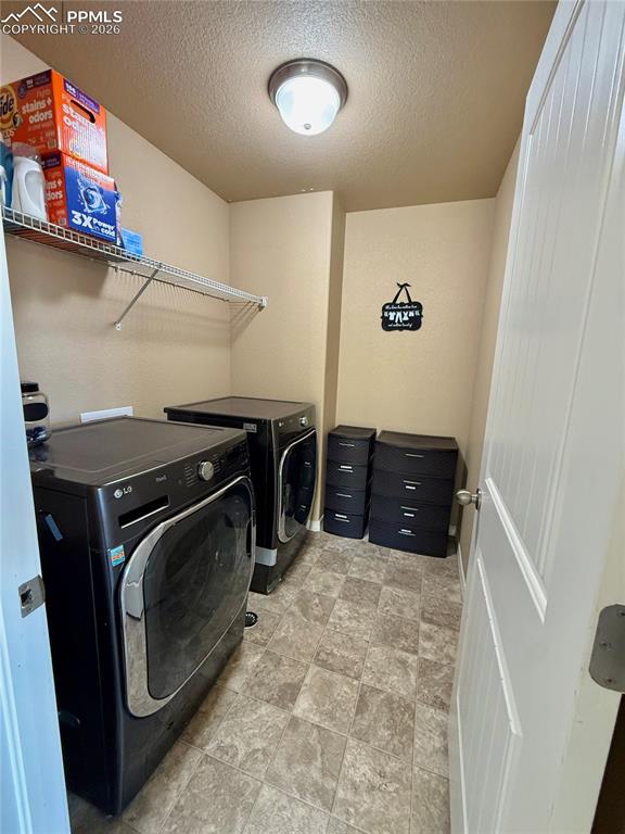 Image 17 of 30: Upper Level