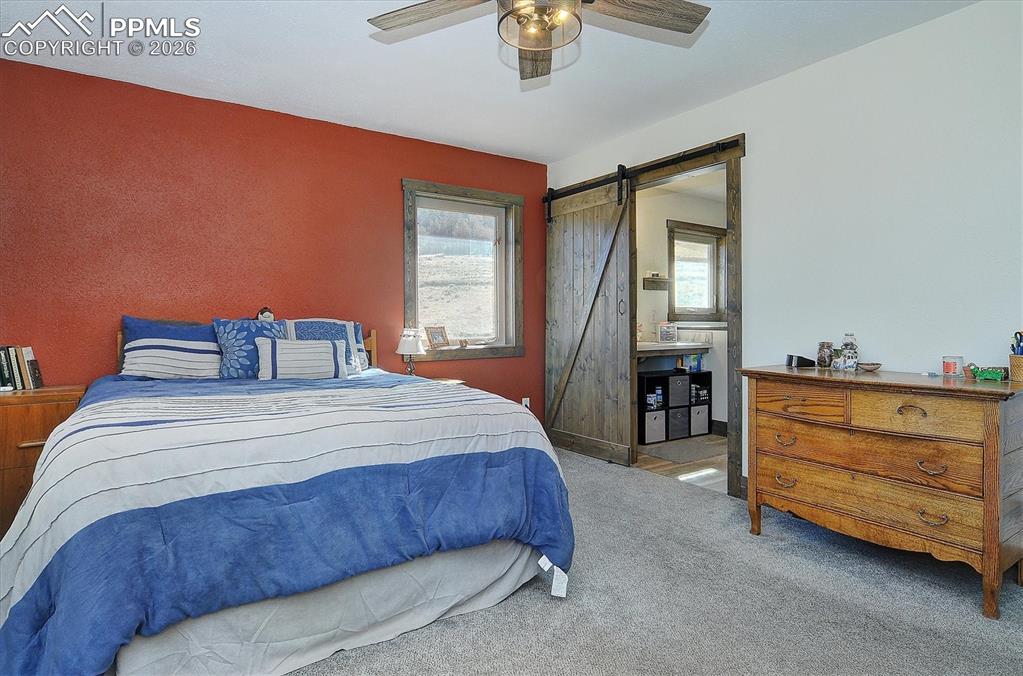 Image 21 of 49: Bedroom