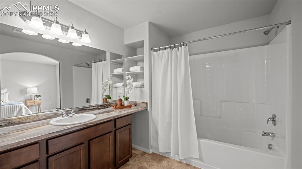 Image 23 of 43: Master Bathroom