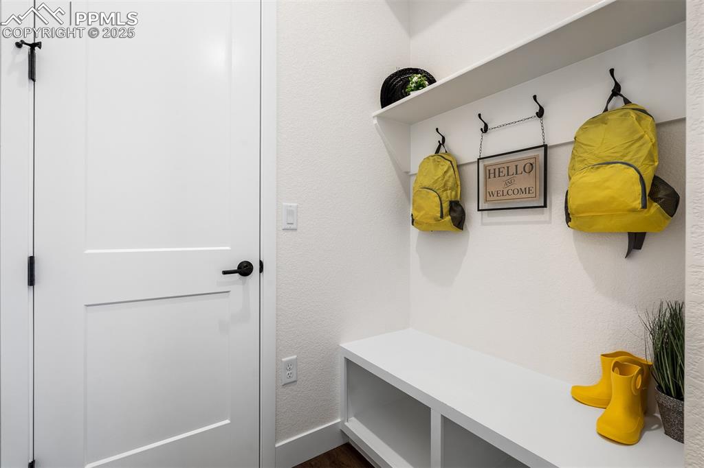 Image 28 of 40: Mud Room