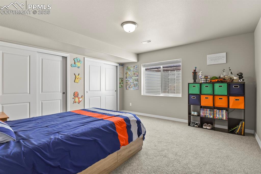 Image 36 of 49: Bedroom