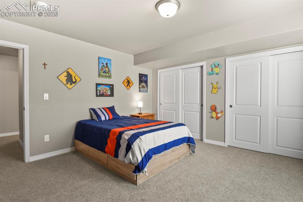 Image 37 of 49: Bedroom